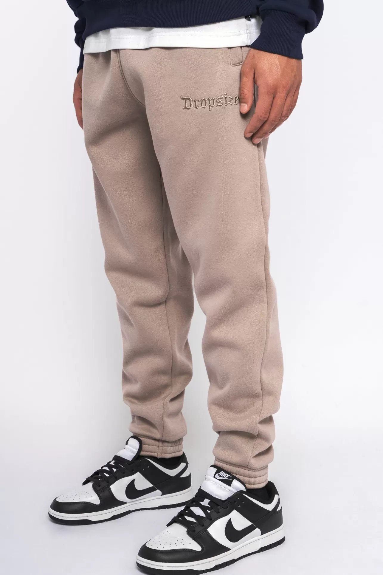 Dropsize EMBO V2 JOGGER SIMPLY TAUPE* Jogging