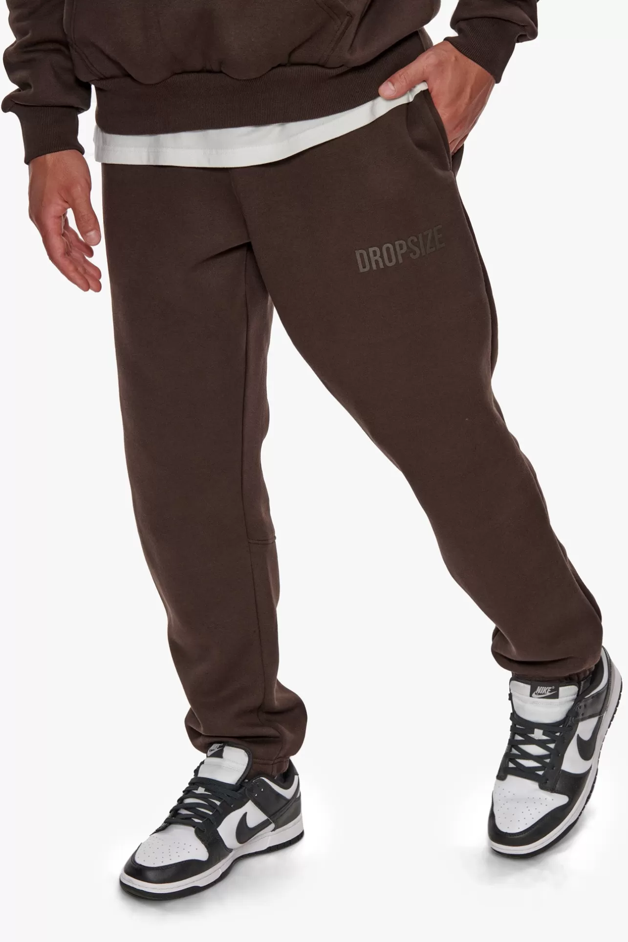 Dropsize HEAVY HD PRINT JOGGER CHOCOLATE BROWN* Jogging